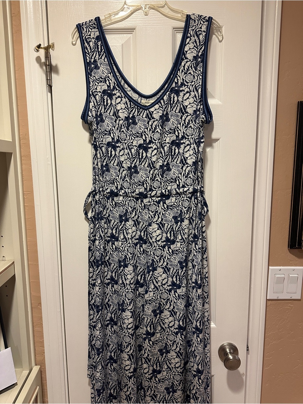NWT Max Studio Navy and White Floral Jumpsuit